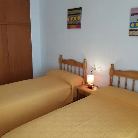 Apartamento Paseo Maritimo Apartment *